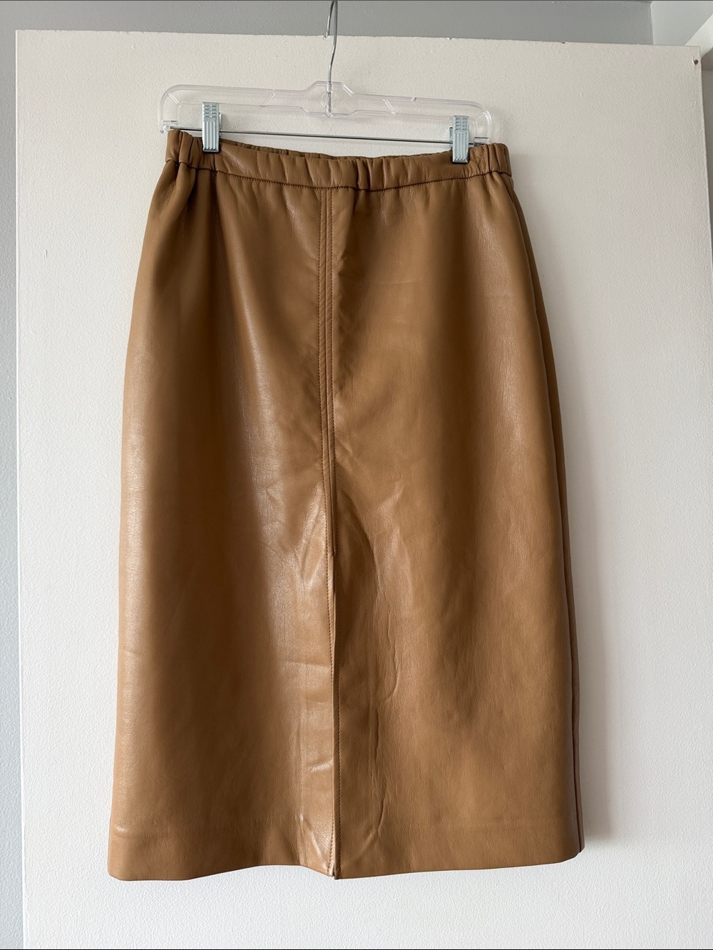 Camel Faux Leather Midi Skirt Elastic Waist Tahari Minimalist Quiet Luxury M GUC